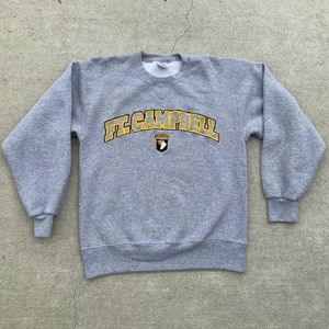 Vintage Ft. Campbell sweater/crewneck